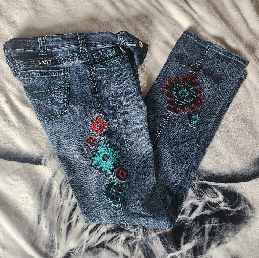 Cowgirl tuff embroidered 31x35